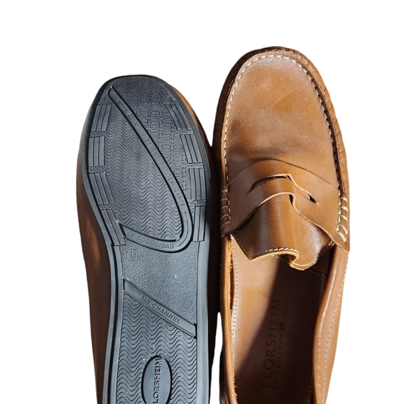 **Florsheim Men’s Penny Loafers in Tan Leather - Size 13** - Picture 5 of 6